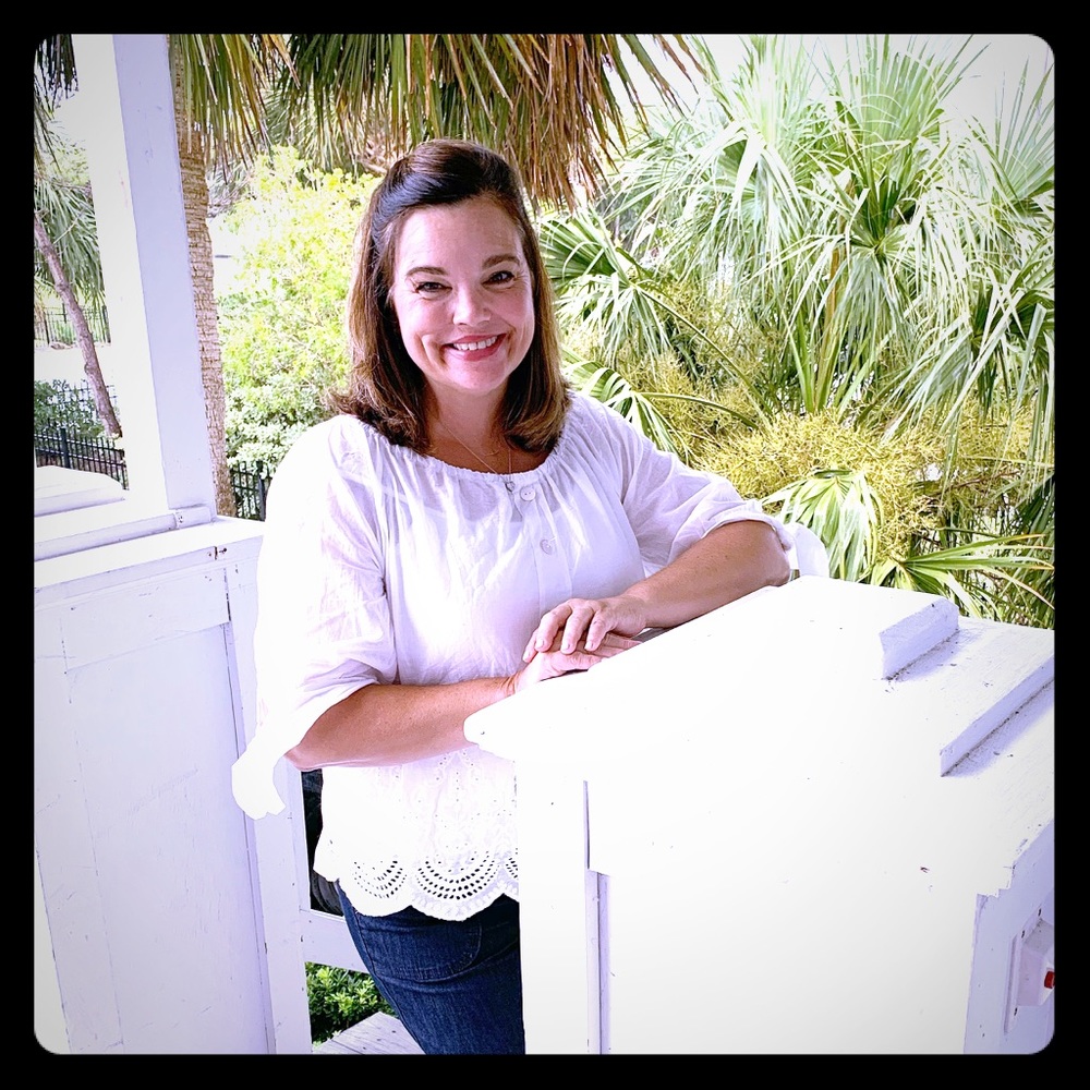 Meet your Posher, Lynette